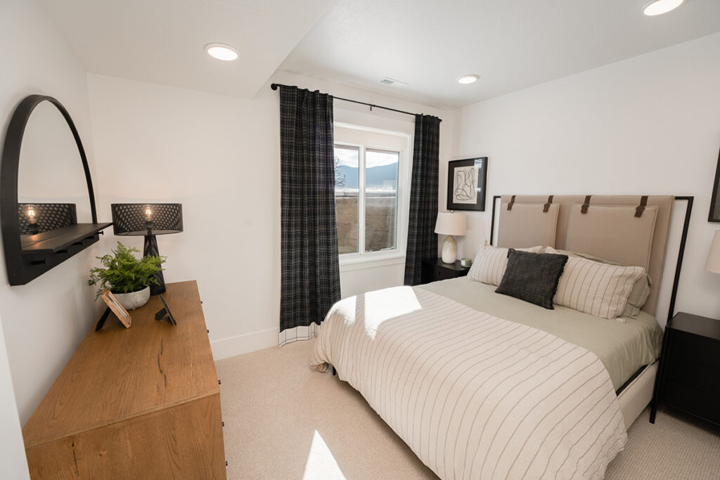 Shoreline Park City Utah Skyline Basement Bedroom